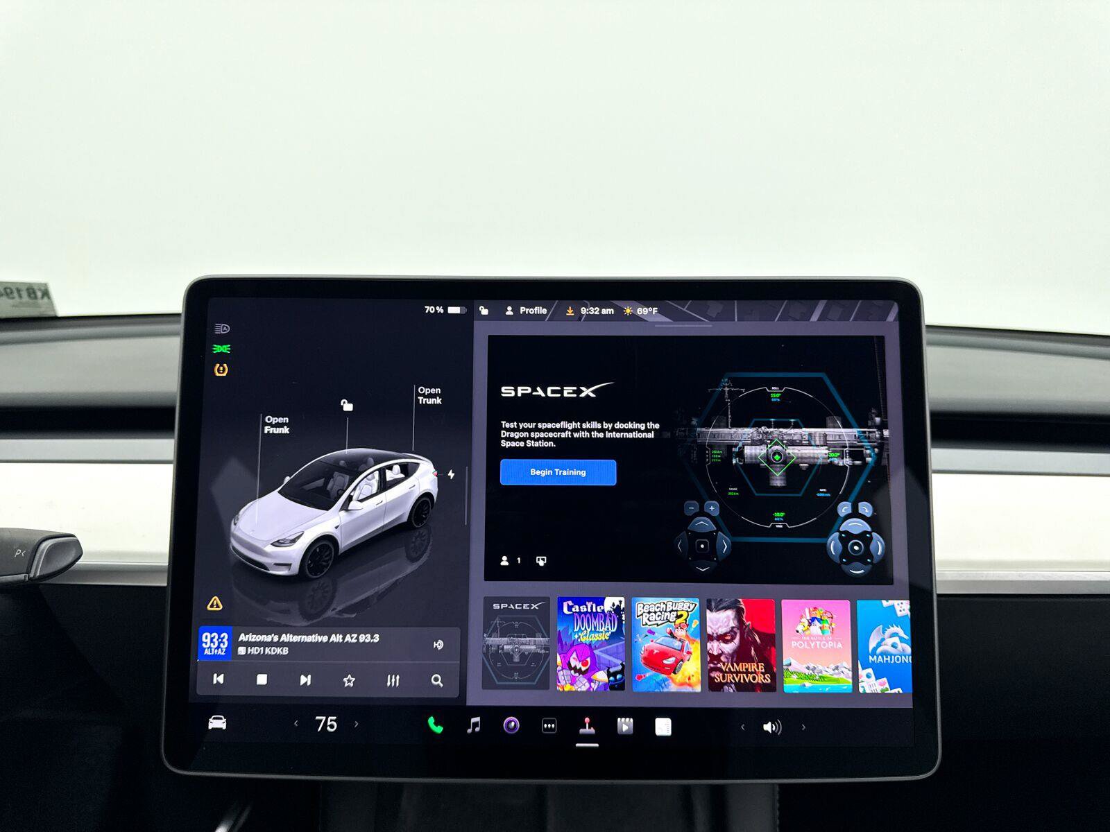 Used 2023 Tesla Model Y Performance AWD/4WD image 27