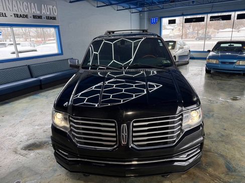Used 2017 Lincoln Navigator L Select image 6