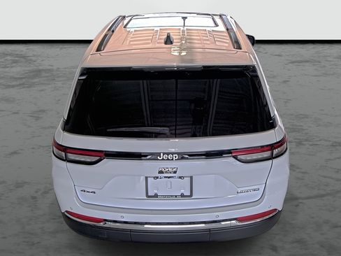 Used 2022 Jeep Grand Cherokee Limited AWD/4WD image 3
