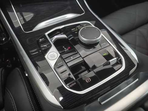 New 2026 BMW X5 sDrive40i w/ M Sport Package RWD image 19