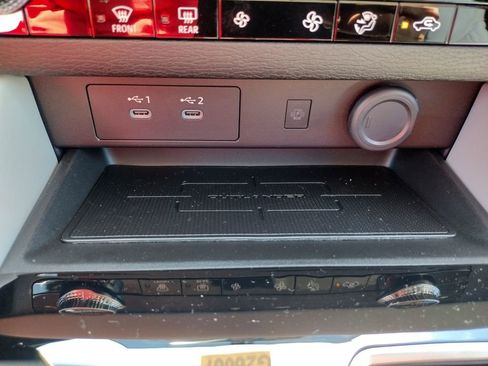 New 2026 Mitsubishi Outlander SE AWD/4WD image 24
