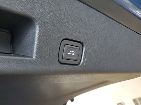 New 2026 Chevrolet Traverse Z71 w/ Enhanced Driving Package image 8