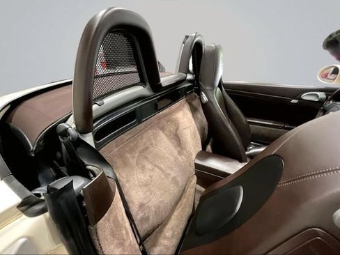Used 2011 Porsche Boxster RWD image 27