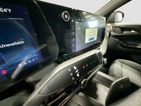 New 2026 Chevrolet Equinox LT w/ Safety and Technology Package FWD image 20