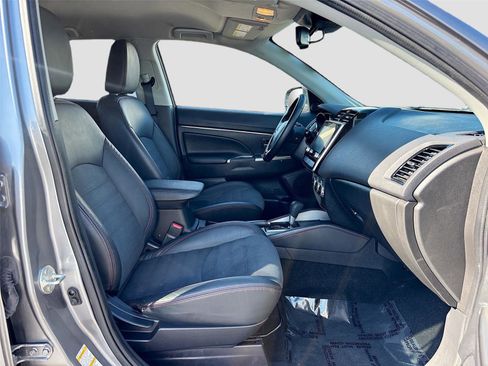 Used 2024 Mitsubishi Outlander Sport SE image 31