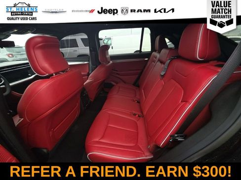 Used 2025 Jeep Wagoneer S Launch Edition image 10