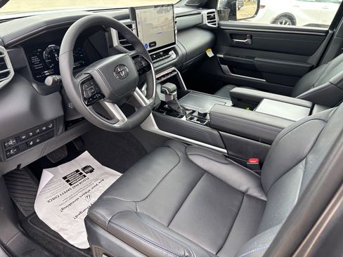 New 2025 Toyota Tundra Platinum image 7