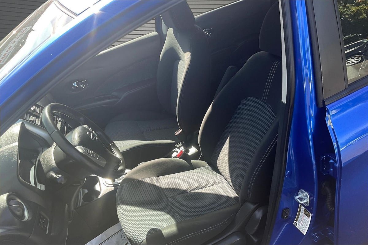 Used 2015 Nissan Versa Note SV FWD image 21