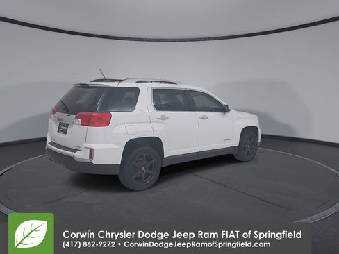 Used 2016 GMC Terrain SLT image 16