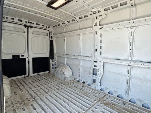 Used 2025 RAM ProMaster 3500 w/ Convenience Group FWD image 13
