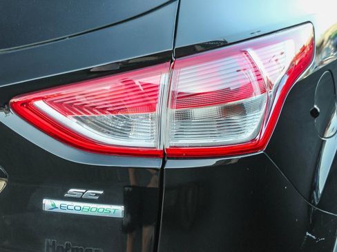 Used 2016 Ford Escape SE w/ SE Cold Weather Package image 11