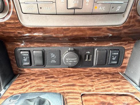 Used 2019 Nissan Armada SL w/ Premium Package RWD image 25