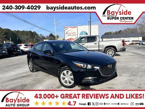 Used 2018 MAZDA MAZDA3 Sport image 1