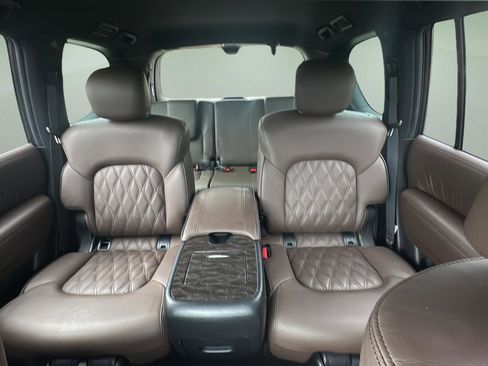 Used 2023 Nissan Armada Platinum w/ Captain's Chairs Package RWD image 19