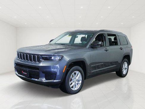 Certified 2023 Jeep Grand Cherokee L Laredo w/ Luxury Tech Group I AWD/4WD image 2