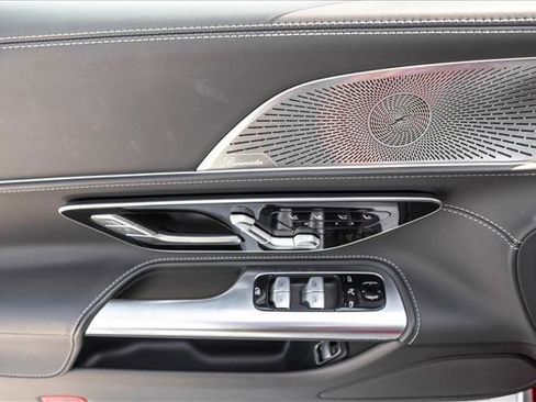 Certified 2022 Mercedes-Benz SL 55 AMG 4MATIC image 13