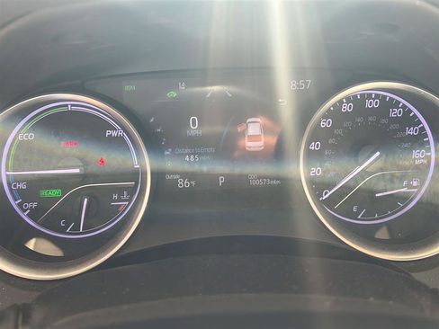 Used 2021 Toyota Camry XLE image 5