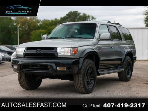 Used 2001 Toyota 4Runner SR5 image 1
