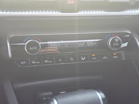 Used 2021 Kia K5 GT-Line w/ GT-Line FWD Premium Package image 13