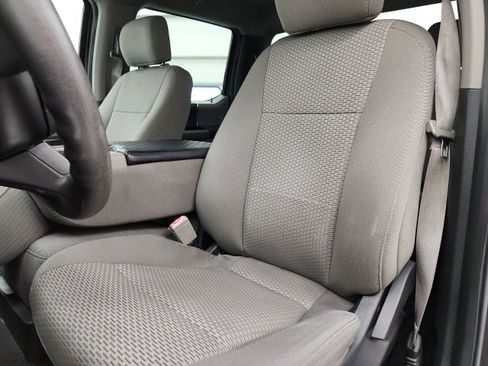 Used 2018 Ford F150 XLT image 13