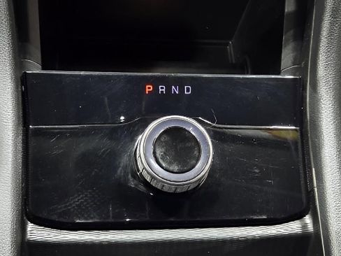 Used 2023 Jeep Grand Cherokee Laredo image 15