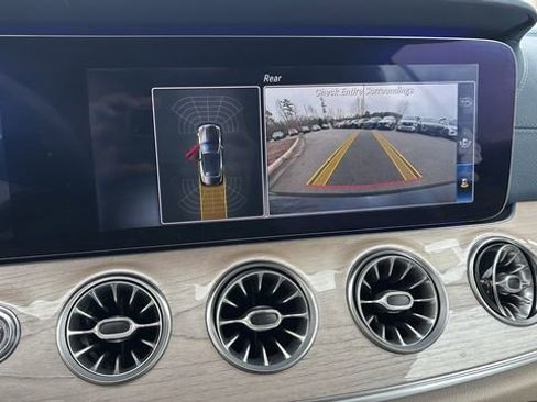 Used 2018 Mercedes-Benz E 400 4MATIC Cabriolet image 25