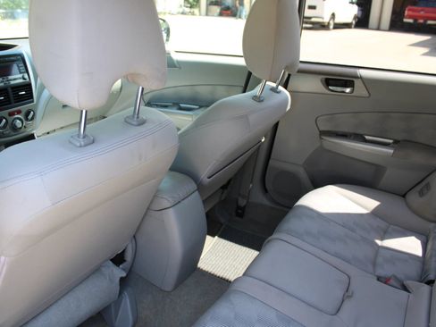 Used 2010 Subaru Forester 2.5X Premium w/ Popular Equipment Group 1A AWD/4WD image 19