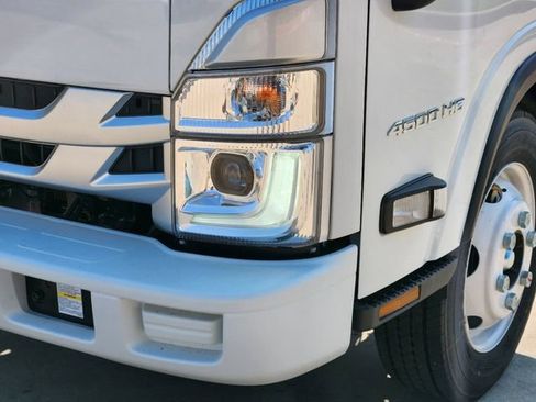 New 2025 Chevrolet Low Cab Forward RWD image 15