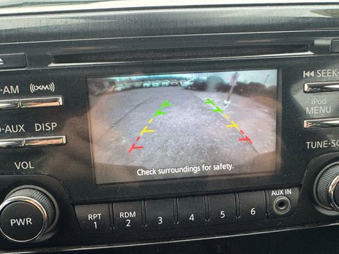 Used 2013 Nissan Titan S image 20