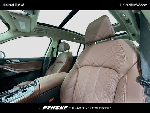 Certified 2026 BMW X7 xDrive40i image 5