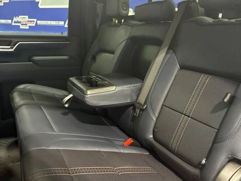 Used 2025 Chevrolet Silverado 2500 High Country w/ High Country Premium Package AWD/4WD image 45