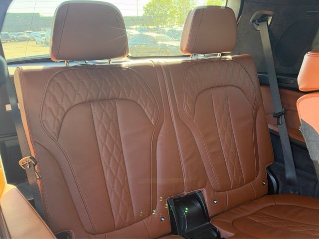 Certified 2025 BMW X7 M60i AWD/4WD image 33