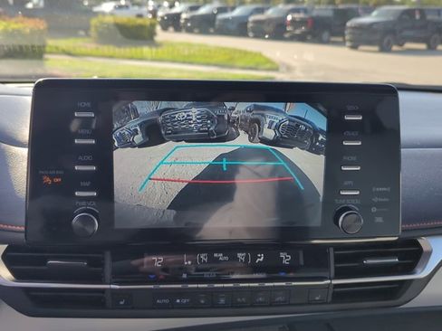 Used 2024 Toyota Sienna XSE w/ XSE Plus Package image 19