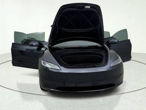 Used 2025 Tesla Model 3 Long Range RWD image 10