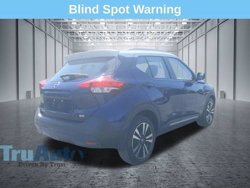 Used 2019 Nissan Kicks SR w/ SR Premium Package FWD image 7