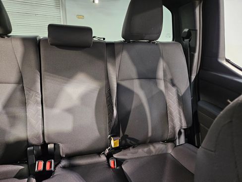 Certified 2025 Toyota Tacoma SR5 AWD/4WD image 14