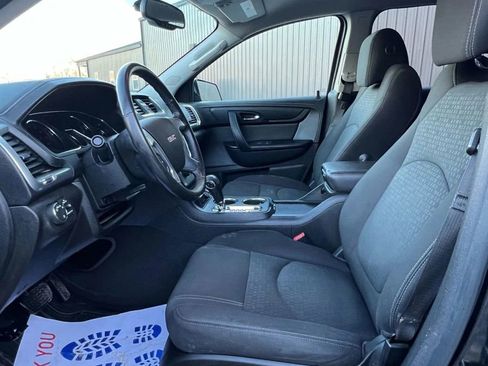 Used 2016 GMC Acadia SLE image 9