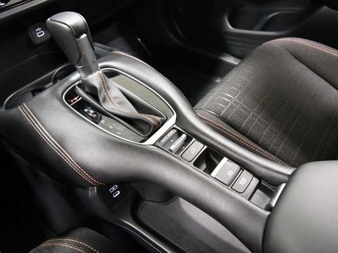 Used 2024 Honda HR-V Sport image 26