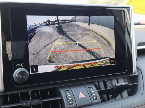 Used 2024 Toyota RAV4 Adventure image 12