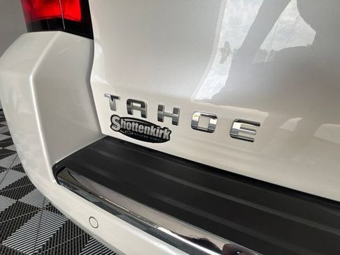 Used 2017 Chevrolet Tahoe Premier AWD/4WD image 27