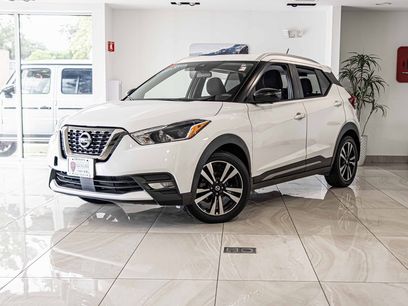 Used 2020 Nissan Kicks SR