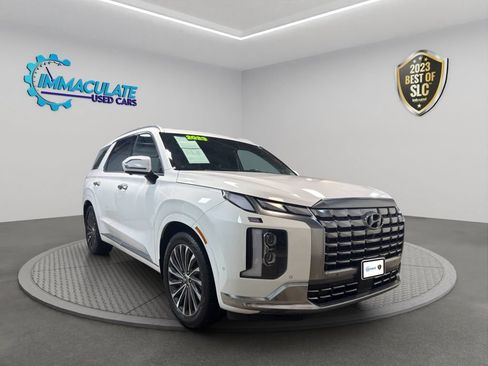 Used 2023 Hyundai Palisade Calligraphy w/ Cargo Package FWD image 7