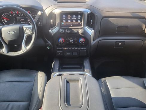 Used 2021 Chevrolet Silverado 1500 LT Trail Boss w/ Convenience Package II AWD/4WD image 5
