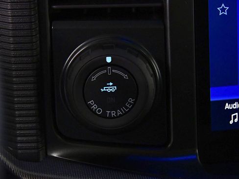 Used 2025 Ford F150 Platinum w/ Equipment Group 702A High AWD/4WD image 26