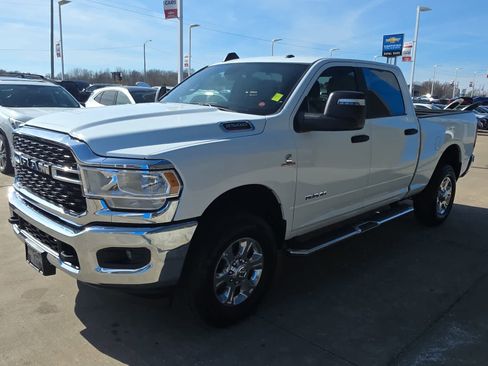 Used 2024 RAM 2500 Big Horn image 4