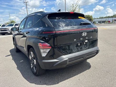 Used 2025 Hyundai Kona SEL FWD image 5