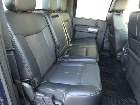 Used 2015 Ford F250 Lariat w/ Chrome Package image 18