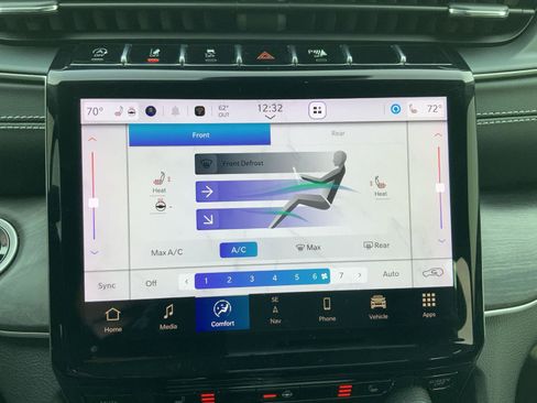 Used 2023 Jeep Grand Cherokee L Limited image 41