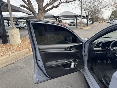 Used 2019 Honda Civic Sport image 6