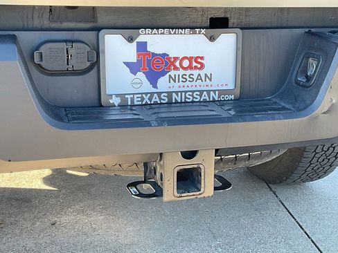 Used 2025 Toyota Tacoma TRD Off-Road image 11